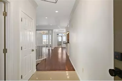 3334 Peachtree Road NE #1905, Atlanta, GA 30326 - Photo 4