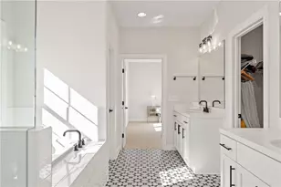 1878 Lucy Compton Ln NW, Atlanta, GA 30318 - Photo 28