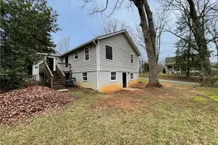 2949 Pearl St, Atlanta, GA 30344 - Photo 16