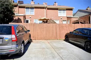 6118 Queen Anne Ct, Norcross, GA 30093 - Photo 8