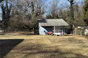 424 Johnson Dr, Stone Mountain, GA 30087 - Photo 10