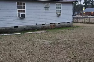 207 Fowler St, Swainsboro, GA 30401 - Photo 38