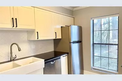 1104 Pine Heights Drive NE, Atlanta, GA 30324 - Photo 10