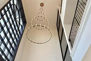 1104 Pine Heights Dr NE, Atlanta, GA 30324 - Photo 2