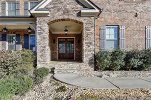 2025 Seneca Creek Dr, Cumming, GA 30041 - Photo 2