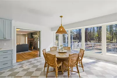 9570 Roberts Drive, Sandy Springs, GA 30350 - Photo 18