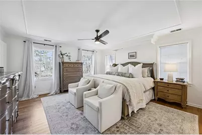 9570 Roberts Drive, Sandy Springs, GA 30350 - Photo 32