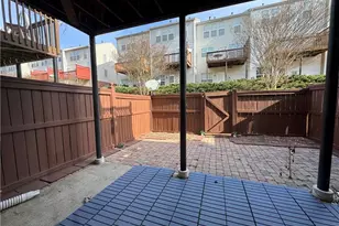 1379 Thornborough Dr, Alpharetta, GA 30004 - Photo 30