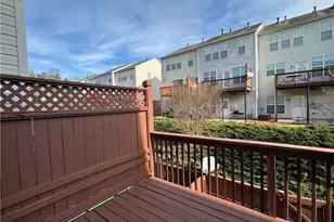 1379 Thornborough Dr, Alpharetta, GA 30004 - Photo 12