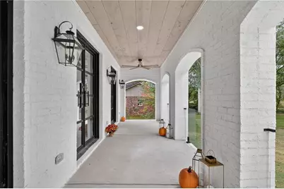 111 Lakeview Drive, Carrollton, GA 30117 - Photo 32