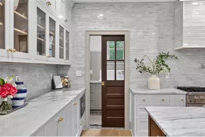 111 Lakeview Drive, Carrollton, GA 30117 - Photo 12