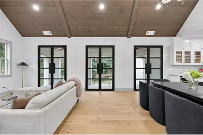 111 Lakeview Drive, Carrollton, GA 30117 - Photo 6