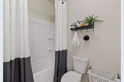 180 Logan Pass Drive, Loganville, GA 30052 - Photo 2