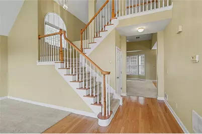 4652 Dandelion Circle NE, Marietta, GA 30067 - Photo 4