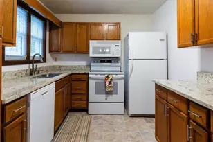 29 Hartley Woods Dr NE, Kennesaw, GA 30144 - Photo 6