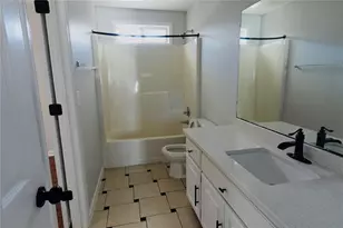 1010 Burycove Ln, Lawrenceville, GA 30043 - Photo 32