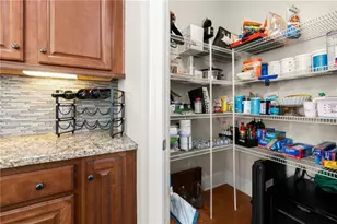 257 Somerset Cir, Woodstock, GA 30189 - Photo 18