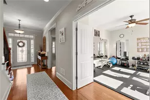 257 Somerset Cir, Woodstock, GA 30189 - Photo 8