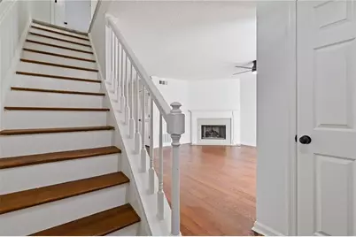 6423 Wedgeview Drive, Tucker, GA 30084 - Photo 6