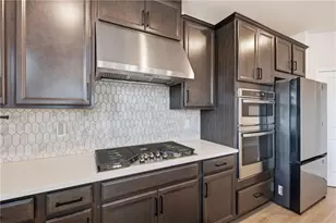 8820 Shipton Cir, Ball Ground, GA 30107 - Photo 6