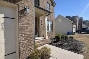 837 Sand Ln, Lawrenceville, GA 30045 - Photo 4