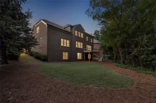 1070 Stonegrove Ln, Roswell, GA 30075 - Photo 24