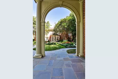 4401 Davidson Avenue NE, Atlanta, GA 30319 - Photo 12