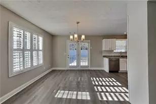 5021 Limerick Ln, Flowery Branch, GA 30542 - Photo 4