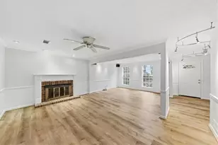 482 Maid Marion Ln, Stone Mountain, GA 30087 - Photo 12