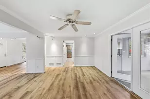 482 Maid Marion Ln, Stone Mountain, GA 30087 - Photo 14