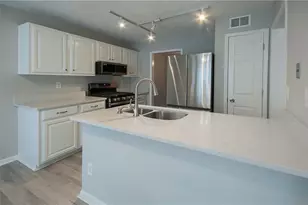 1130 Weatherstone Dr NE, Atlanta, GA 30324 - Photo 4