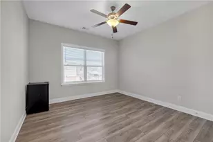 4292 Crestworth Ln SW, Marietta, GA 30064 - Photo 16