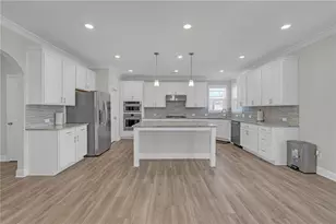 4292 Crestworth Ln SW, Marietta, GA 30064 - Photo 6