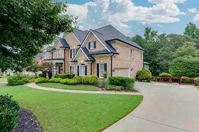 382 Spring Willow Drive, Sugar Hill, GA 30518 - Photo 2