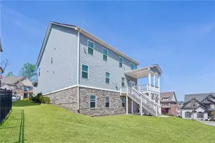 7214 Whitewater Dr, Flowery Branch, GA 30542 - Photo 4