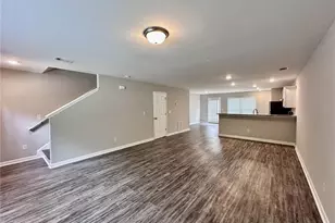 722 Keeshono St, Union City, GA 30291 - Photo 2