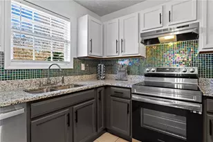 392 4th St, Forest Park, GA 30297 - Photo 10