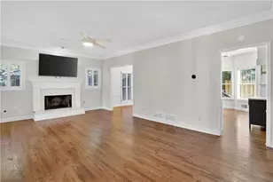1155 Davis Pl, Atlanta, GA 30318 - Photo 4