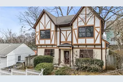 1079 Tumlin Street NW, Atlanta, GA 30318 - Photo 2