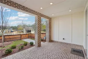 132 Iveybrooke Ln, Alpharetta, GA 30009 - Photo 2
