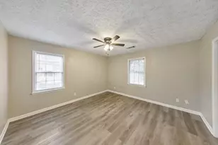 245 Kimberly Way SW, Marietta, GA 30064 - Photo 10