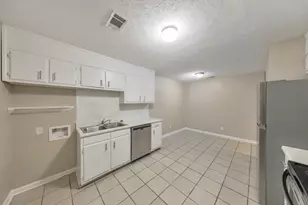 245 Kimberly Way SW, Marietta, GA 30064 - Photo 8