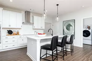 153 Chattahoochee Cir, Locust Grove, GA 30248 - Photo 2