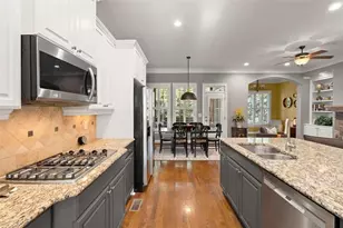 620 Parkside Village Way NW, Marietta, GA 30060 - Photo 8