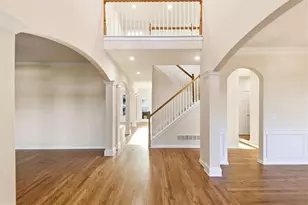 834 Valley Dr, Canton, GA 30114 - Photo 4