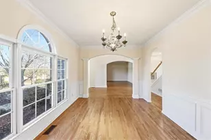 834 Valley Dr, Canton, GA 30114 - Photo 8