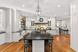 52 Woodstock Rd, Roswell, GA 30075 - Photo 30