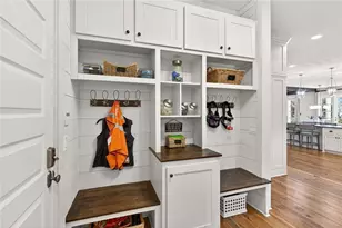 52 Woodstock Rd, Roswell, GA 30075 - Photo 34