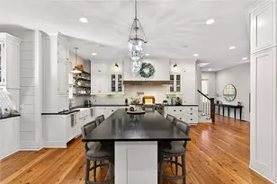 52 Woodstock Rd, Roswell, GA 30075 - Photo 30