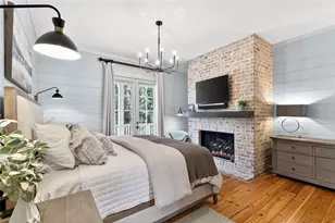 52 Woodstock Rd, Roswell, GA 30075 - Photo 10